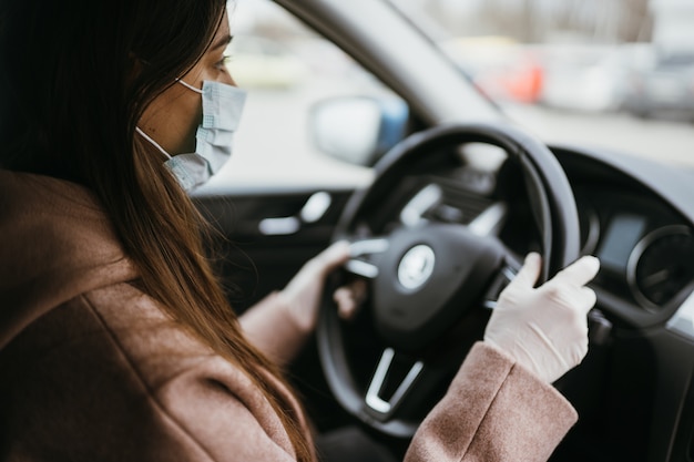 young-woman-mask-gloves-driving-car_1153-4919.jpg (626×417)