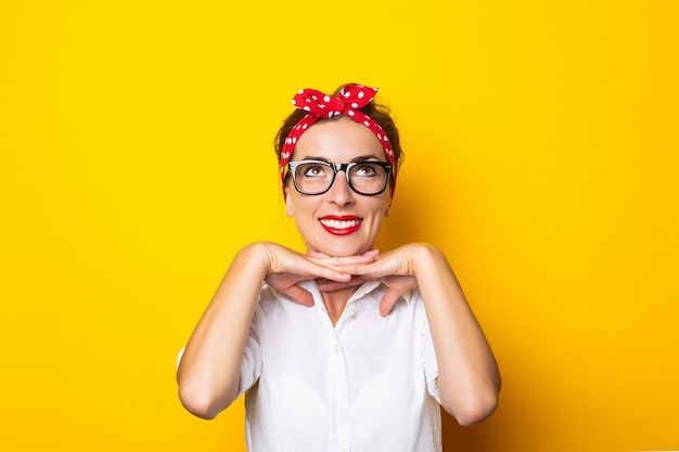 Young Latina With Glasses Telegraph