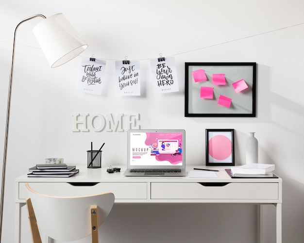 Free PSD | Beautiful desk concept mock-up