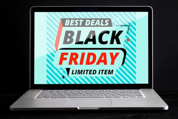 Free PSD | Black friday laptop mock-up concept