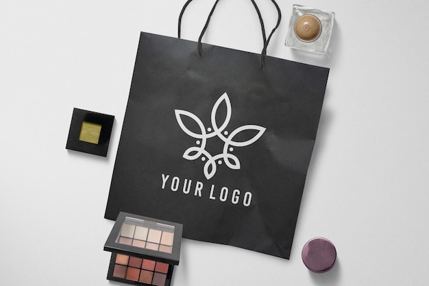 Download Premium PSD | Black shopping paper bag cosmetics mockup