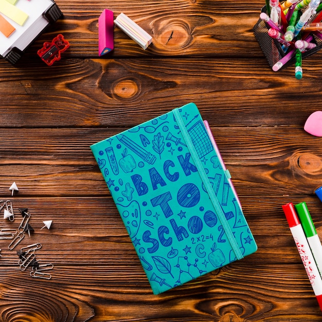 Download Free PSD | Book cover mockup with back to school concept