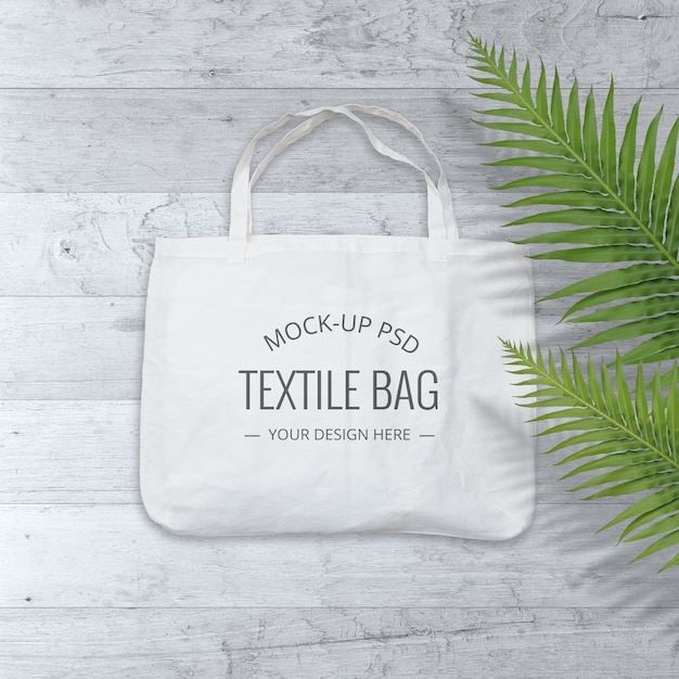 Download Free PSD | Canvas bag mockup on wooden