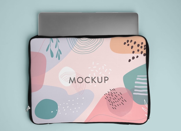 Free PSD | Canvas laptop and tablet sleeve mockup