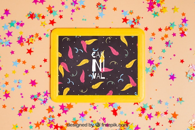 Download Free PSD | Carnival mockup with slate and confetti