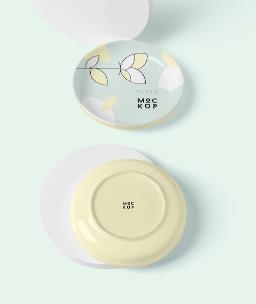Download Ceramic or porcelain round plate mockup | Premium PSD File
