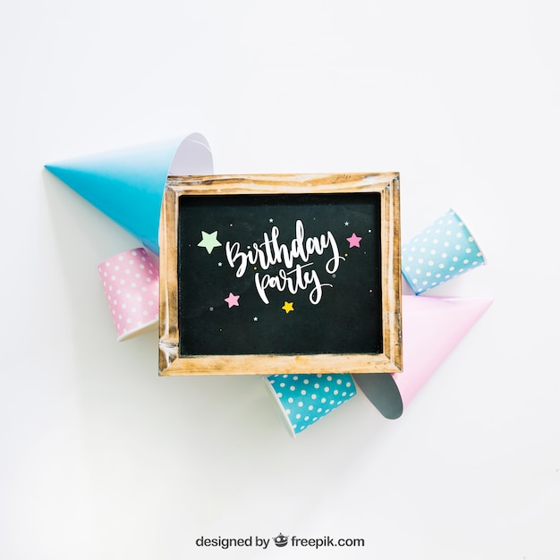 Download Free PSD | Chalkboard mockup with birthday design