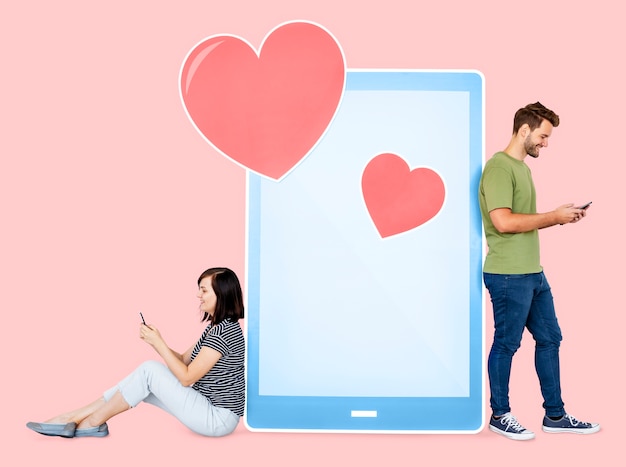 Couple texting loving message to each other Free Psd