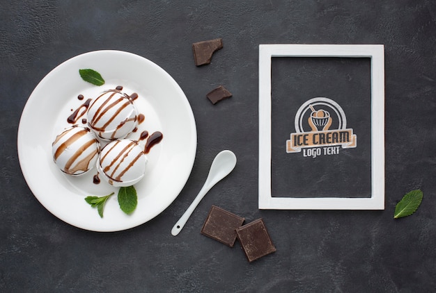 Download Delicious ice cream concept mock-up | Free PSD File