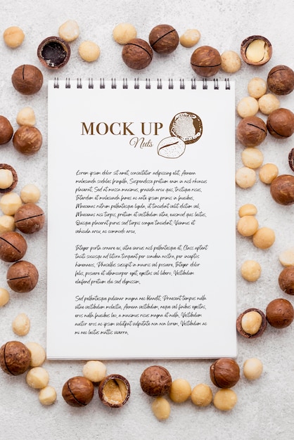 Download Free PSD | Delicious nuts concept mock-up