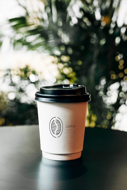 Download Free PSD | Disposable coffee paper cup mockup design
