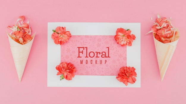 Download Free PSD | Flat lay mock-up and paper cones with flower
