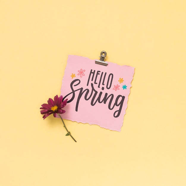 Download Free PSD | Flat lay spring mockup with greeting card