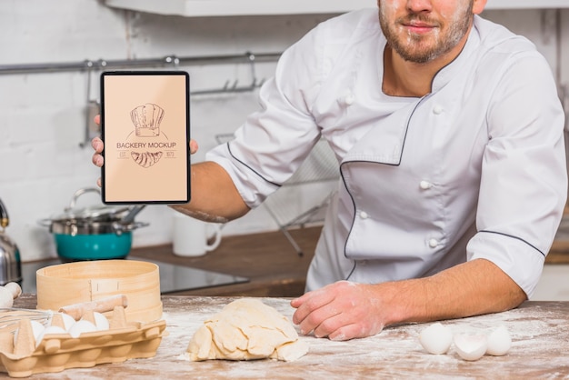 Download Free PSD | Front view chef in the kitchen mock-up