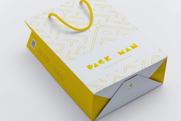 Download Premium PSD | Gift bag mock up design