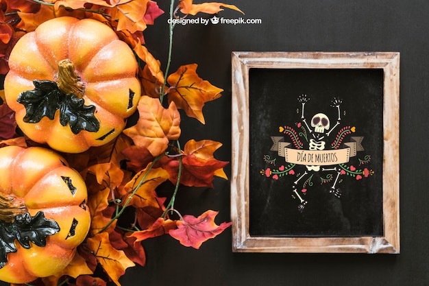 Download Free PSD | Halloween slate mockup with pumpkins and autumn ...