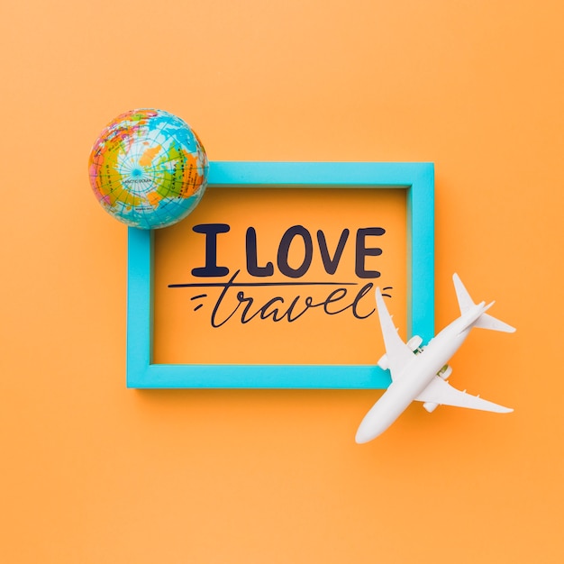 i love to travel or i love travelling
