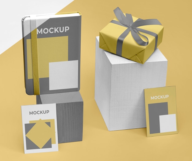 Free Psd Mockup Agenda And Gift Box