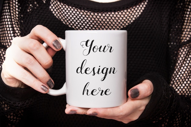 Download Mockup of a white coffee mug | Premium PSD File