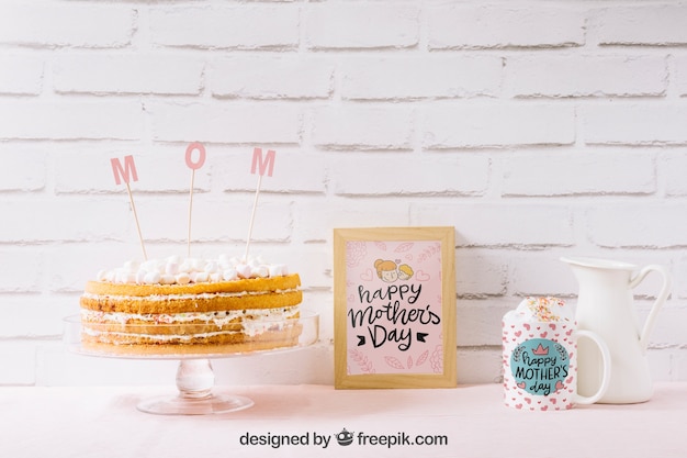 Download Free Psd Mothers Day Mockup With Cake And Frame