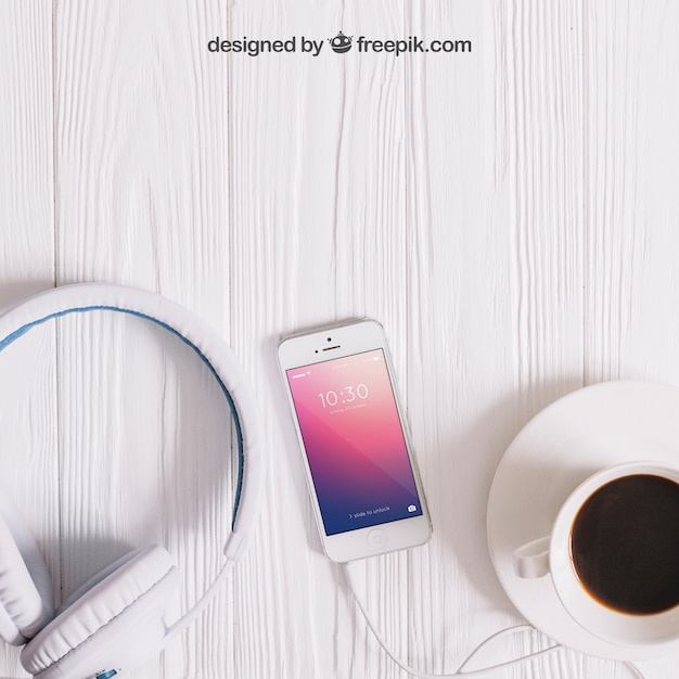 Free PSD | Music mockup with smartphone