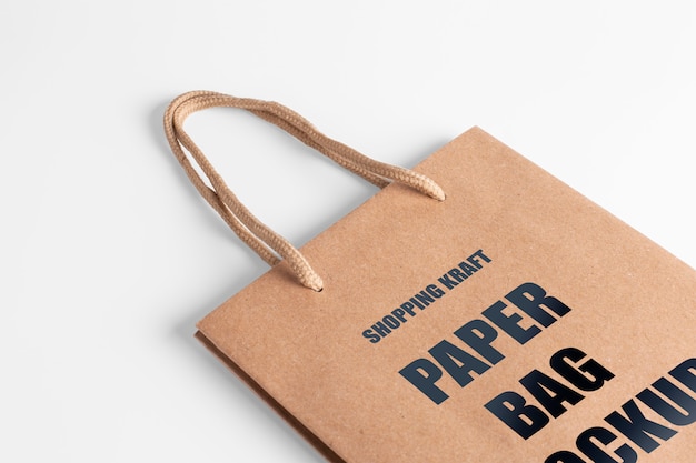 Бумажный пакет коричневого цвета mockup kraft bag ...