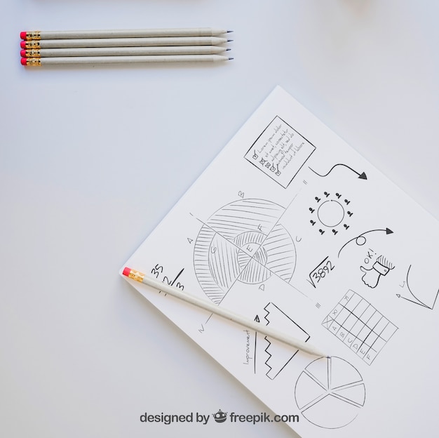 Download Free PSD | Pencils, paper and drawing