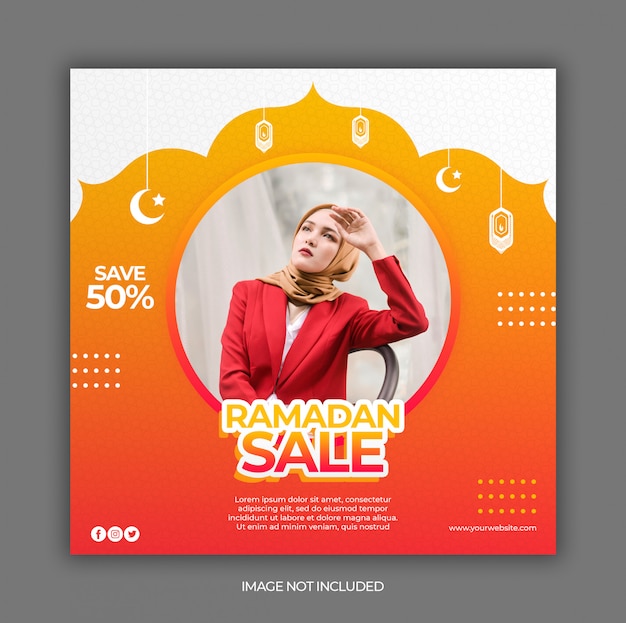 Ramadan sale social media post banner template or square flyer Premium Psd