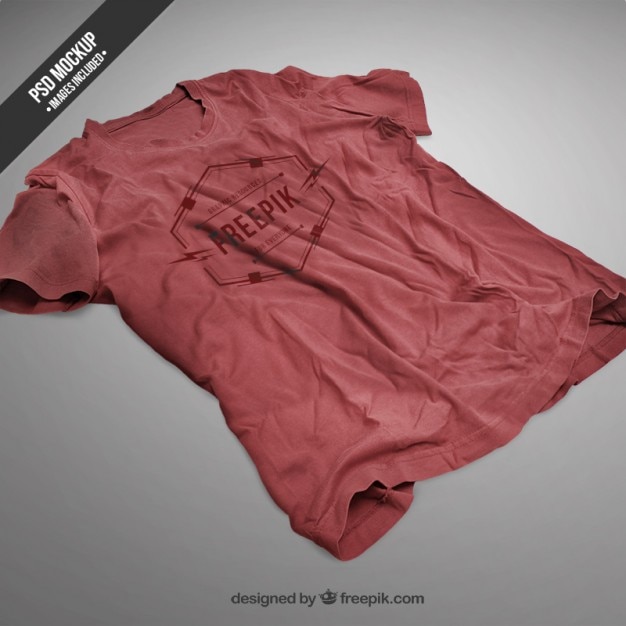 Download Red t-shirt mockup | Free PSD File