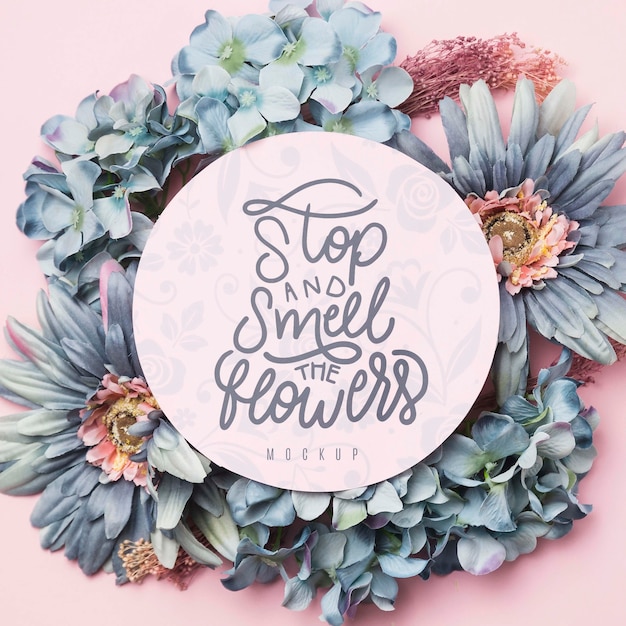 Download Free Psd Retro Floral Frame With Message In Circle Mockup