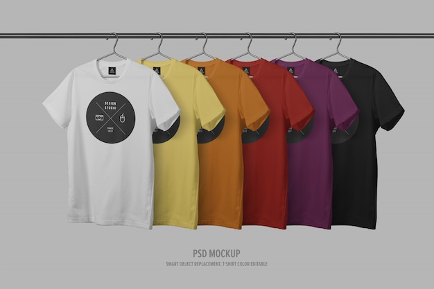 Row of t-shirt mockup template with clothes line Premium Psd
