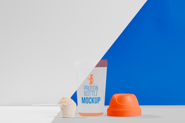 Download Free PSD | Shaker and spoon with powder gym mock-up concept