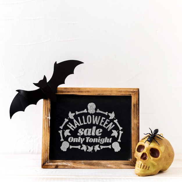 Download Free Psd Slate Mockup With Halloween Concept