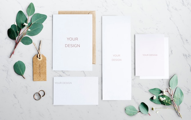 Stationery wedding concept with leaves Premium Psd