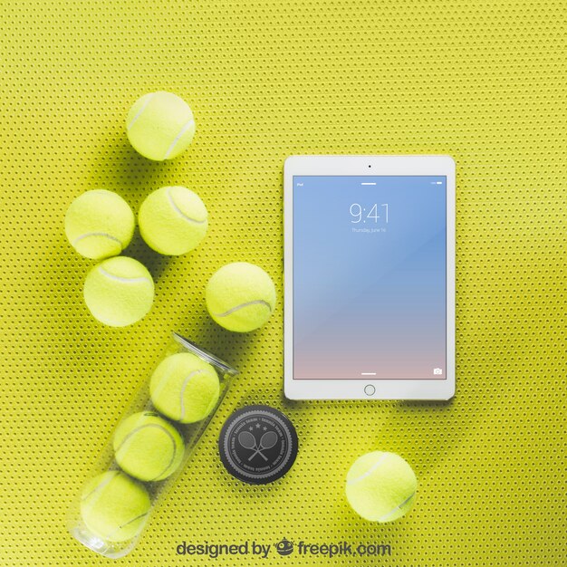 Free PSD | Tennis mockup with tablet