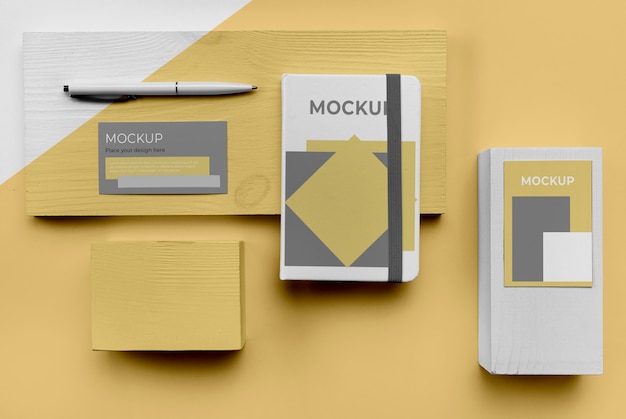 Free Psd Top View Agenda Mockup And Pen