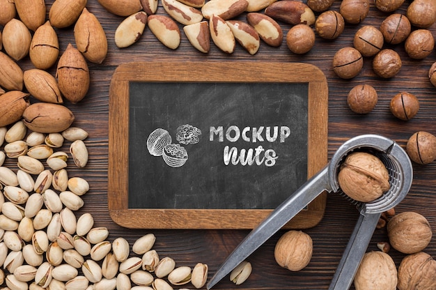 Download Free PSD | Top view of delicious nuts mock-up