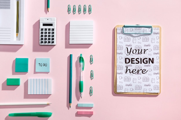 Top view desk concept with mock-up clipboard Free Psd