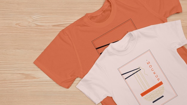 Download Free PSD | Top view of t-shirt concept mock-up