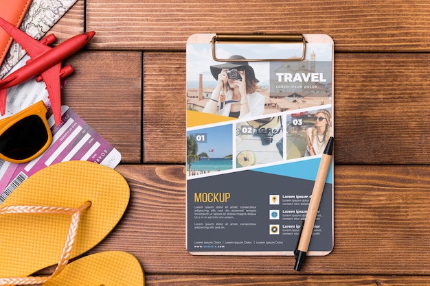 Download Free PSD | Top view travel mock-up with flip flops