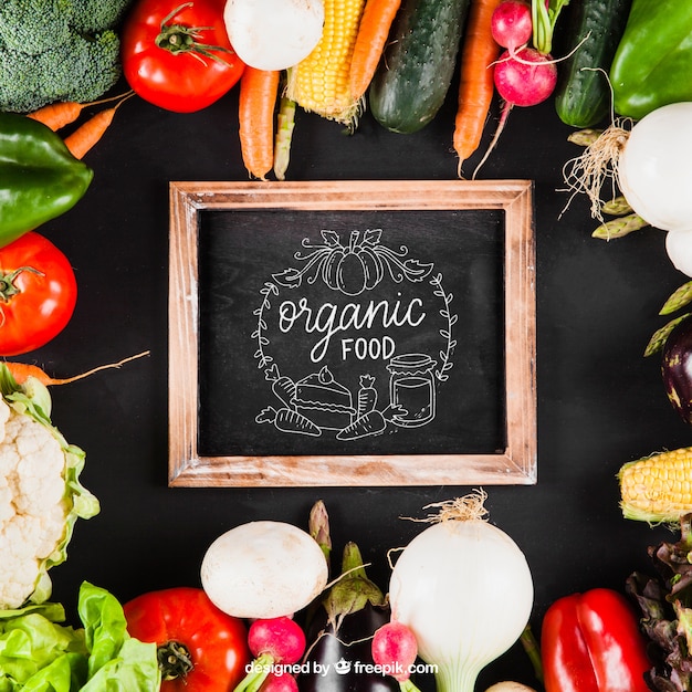 Download Free PSD | Vegetables mockup with slate in middle