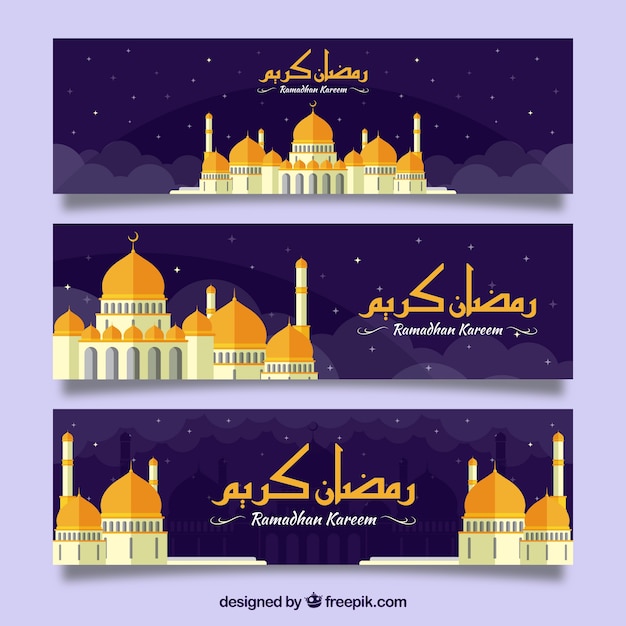  Banners  of ramadan kareem with golden mosque Free Vector 