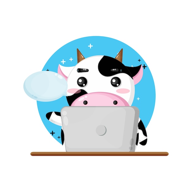 ノートパソコンを使用してかわいい牛のマスコットのイラスト プレミアムベクター
