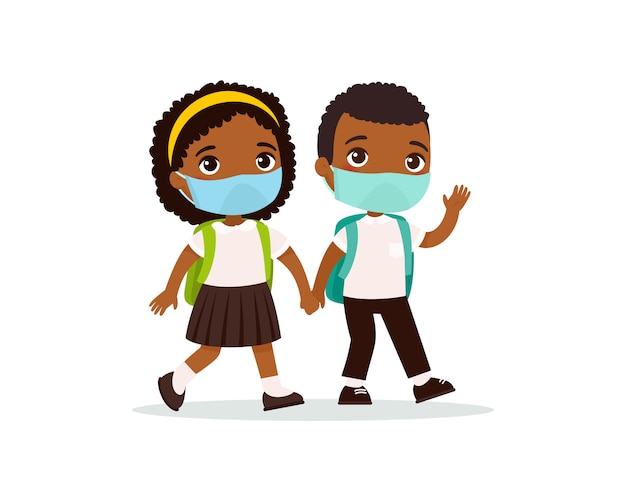 女子高生と男子学生が学校に行くベクトルイラスト 分離された漫画のキャラクターの手を繋いでいる顔に医療マスクを持つ生徒をカップルします 褐色肌の小学生2人 無料のベクター