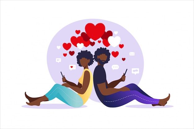 仮想関係 オンラインデート アフリカの男性と女性の愛 スマートフォンで背中合わせに座っているカップル イラスト フラットスタイル プレミアムベクター