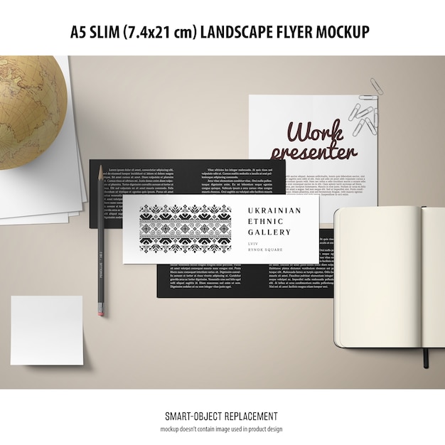 Download A5 slim landscape flyer mockup | Kostenlose PSD-Datei