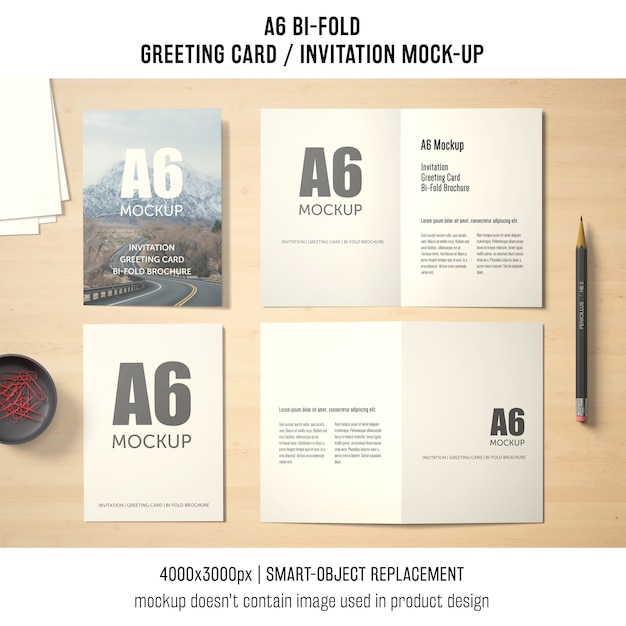 A6 zweifach gefaltete grußkarte mock-up-design Kostenlosen PSD