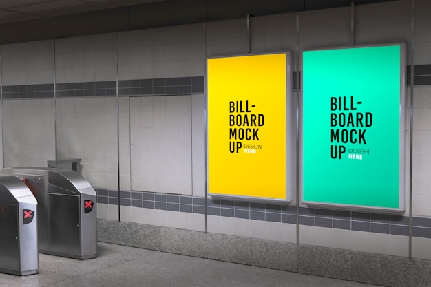 Billboard mockup in der u-bahn oder u-bahnstation Premium PSD