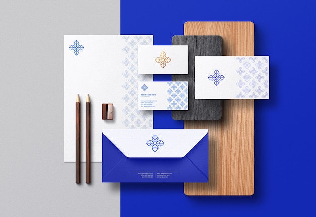 Download Clean corporate identity scene creator & mockup mit pressed print-effekt | Premium-PSD-Datei