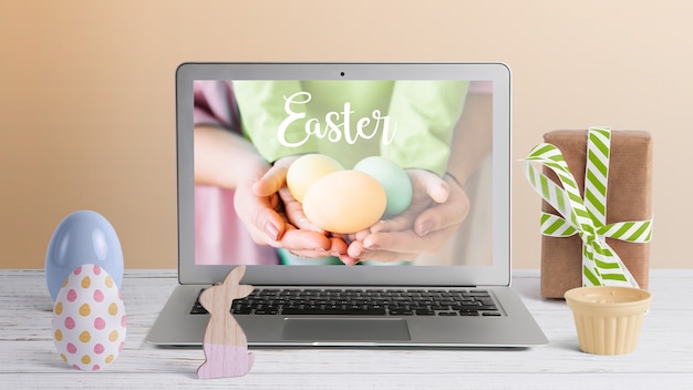 Kreative ostern-modellzusammensetzung Kostenlosen PSD